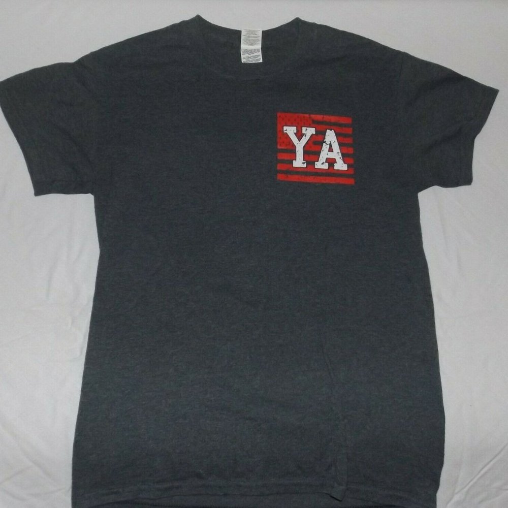 Gildan " Young America " T-Shirt Size S/9/CH